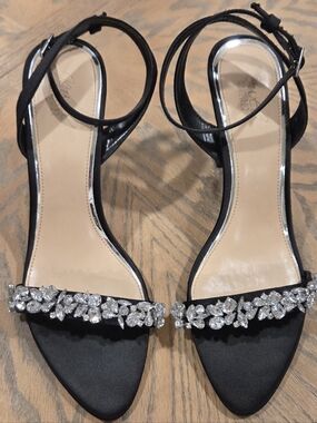 Jewel Badgley Mischka Black Satin Crystal Ojai II Stiletto Sandals Size 10